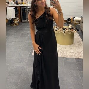 Chic One-Shoulder Black Dress